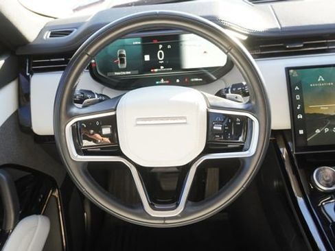 Used 2023 Land Rover Range Rover Sport SE AWD/4WD image 18