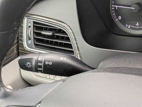 Used 2016 Hyundai Sonata Limited w/ Option Group 04 image 28