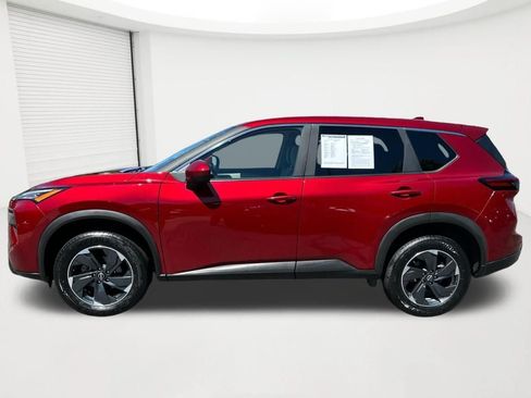 Used 2025 Nissan Rogue SV AWD/4WD image 8