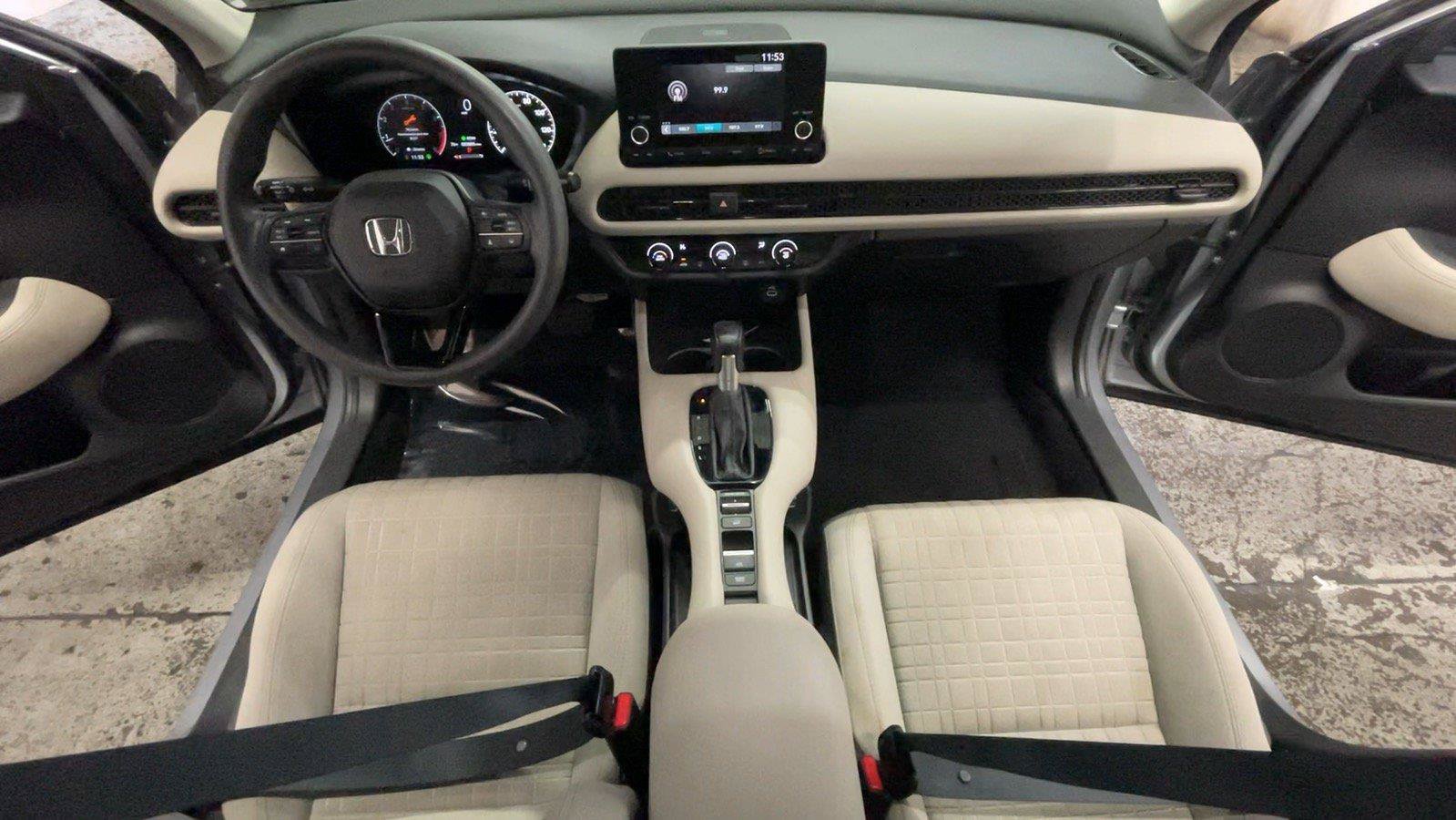 Certified 2024 Honda HR-V LX image 28