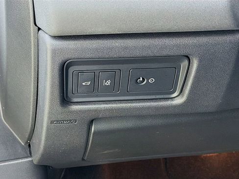 Used 2018 Land Rover Discovery Sport HSE AWD/4WD image 33