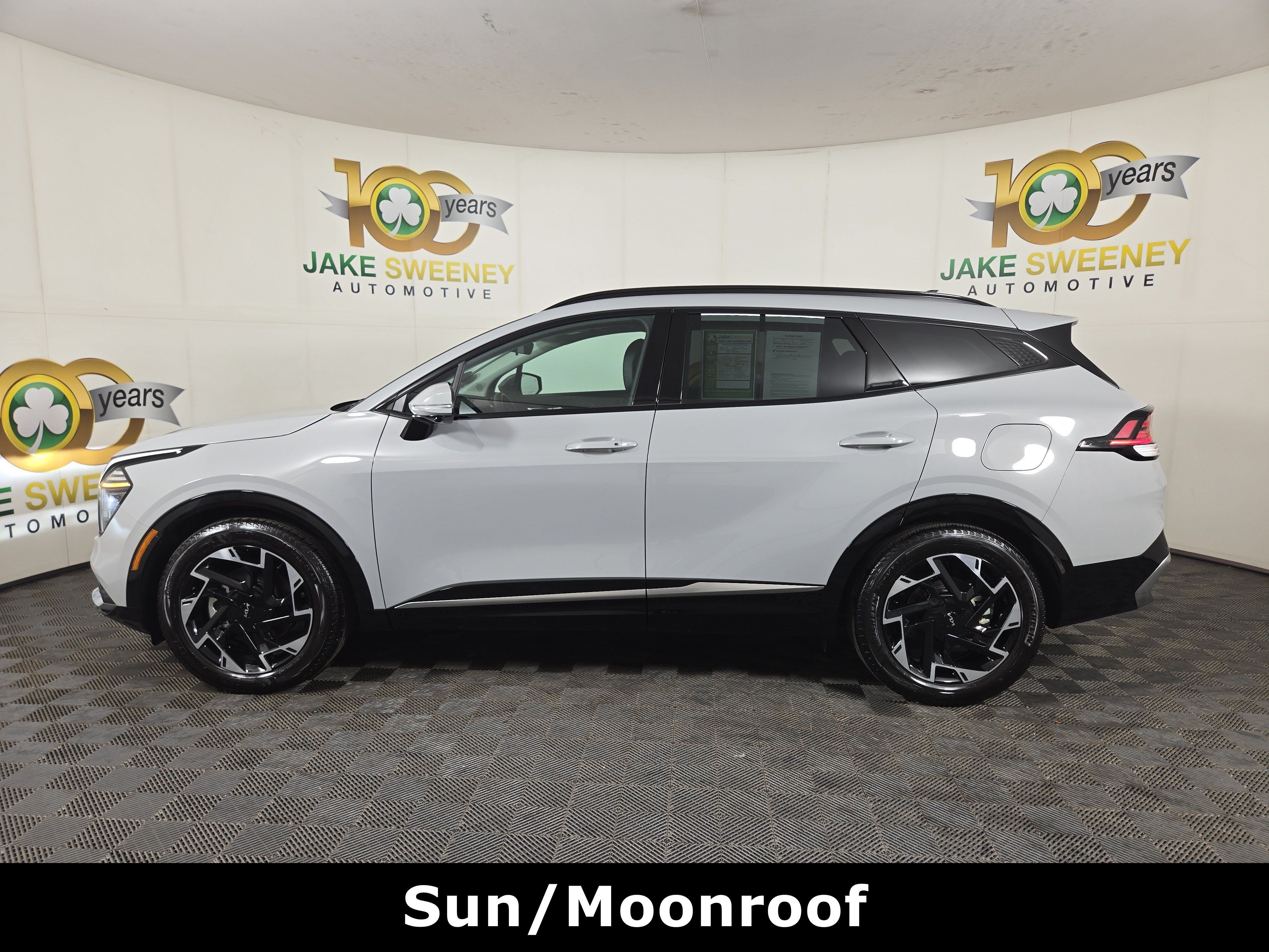Used 2025 Kia Sportage SX FWD image 4
