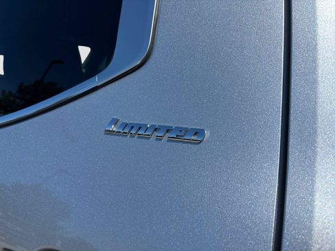 Used 2024 Toyota Tundra Limited AWD/4WD image 58