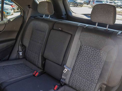 Used 2023 Chevrolet Equinox LT image 29