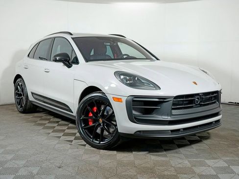New 2026 Porsche Macan GTS image 9