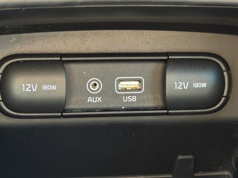 Used 2019 Kia Sorento FWD image 21