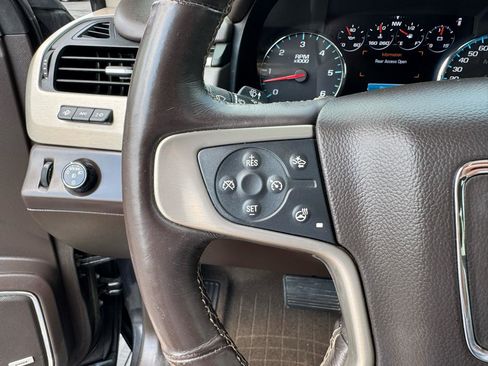 Used 2017 GMC Yukon Denali w/ Open Road Package image 27