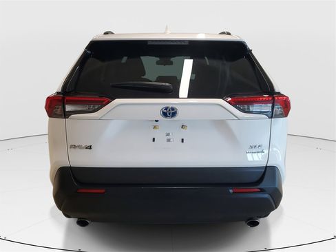 Used 2023 Toyota RAV4 XLE image 6