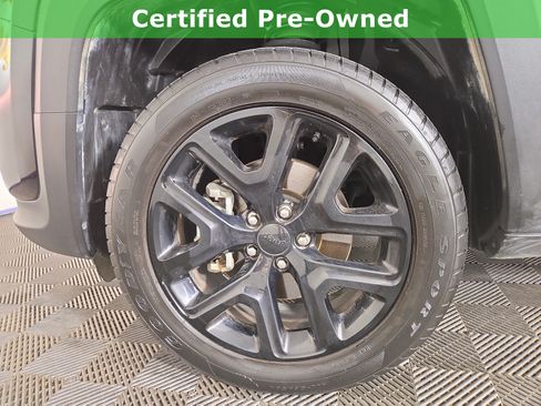 Certified 2022 Jeep Renegade Altitude w/ Convenience Group AWD/4WD image 35