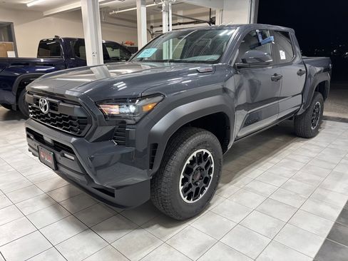 New 2025 Toyota Tacoma TRD Off-Road image 1