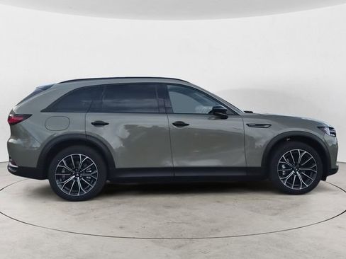 New 2025 MAZDA CX-70 Plug-In Hybrid w/ Premium Plus image 6