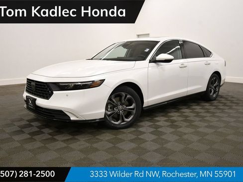Certified 2024 Honda Accord EX-L image 1