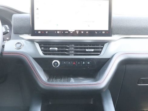 Used 2025 Ford Explorer ST-Line w/ Premium Package RWD image 32
