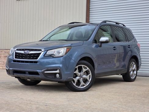 Used 2018 Subaru Forester 2.5i Touring w/ Popular Package #3B image 1