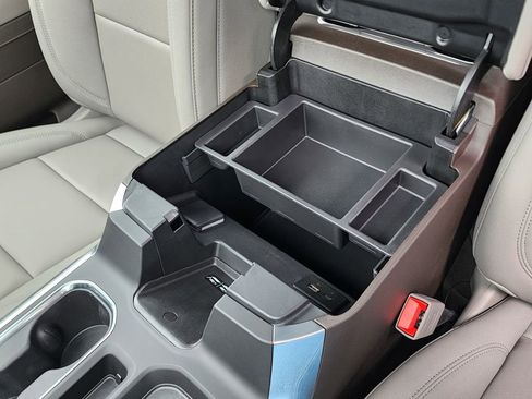 New 2026 GMC Sierra 1500 SLT w/ SLT Premium Plus Package AWD/4WD image 33