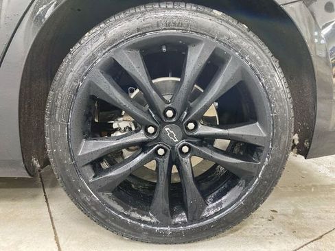 Used 2022 Chevrolet Malibu LT w/ Leather Package image 32