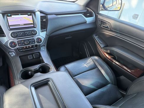 Used 2018 GMC Yukon XL SLT w/ Premium Edition RWD image 27