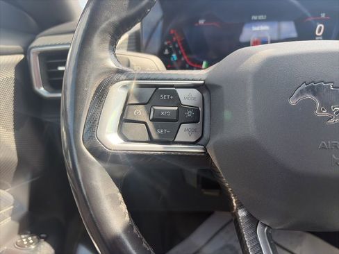 Used 2024 Ford Mustang Premium image 17