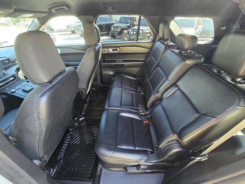 Used 2021 Ford Explorer Police Interceptor Utility AWD image 14