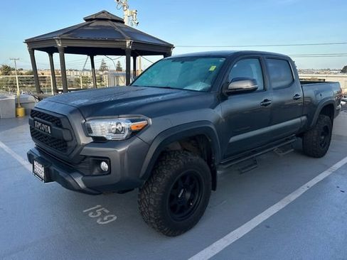 Used 2016 Toyota Tacoma TRD Off-Road w/ Towing Package image 1