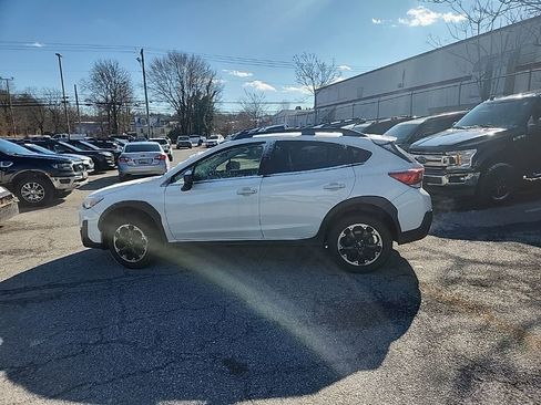 Used 2023 Subaru Crosstrek 2.0i image 7