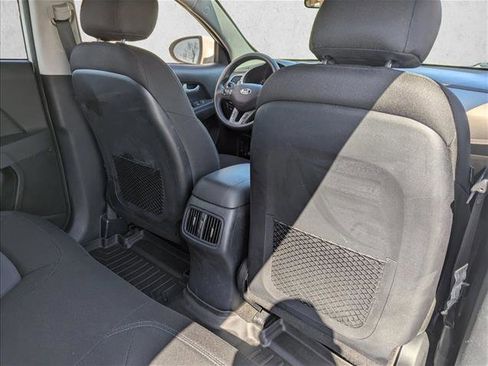 Used 2016 Kia Sportage LX image 27