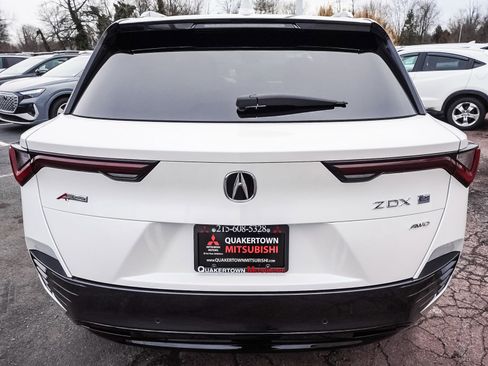 Used 2024 Acura ZDX A-Spec image 5