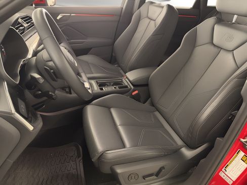 Certified 2024 Audi Q3 2.0T Premium Plus AWD/4WD image 5