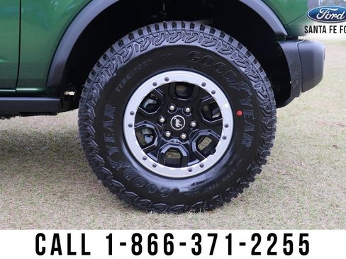 New 2023 Ford Bronco Badlands image 10