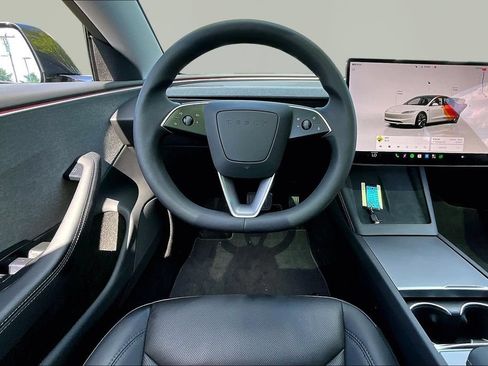 Used 2025 Tesla Model 3 Long Range RWD image 8