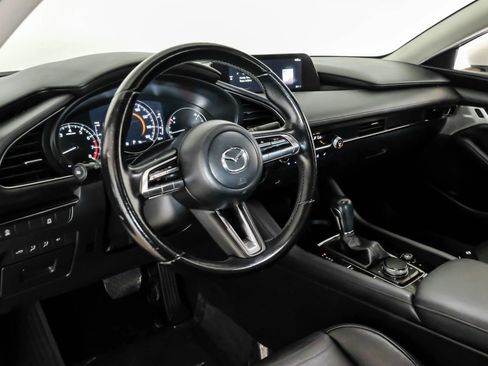 Used 2021 MAZDA MAZDA3 s image 2