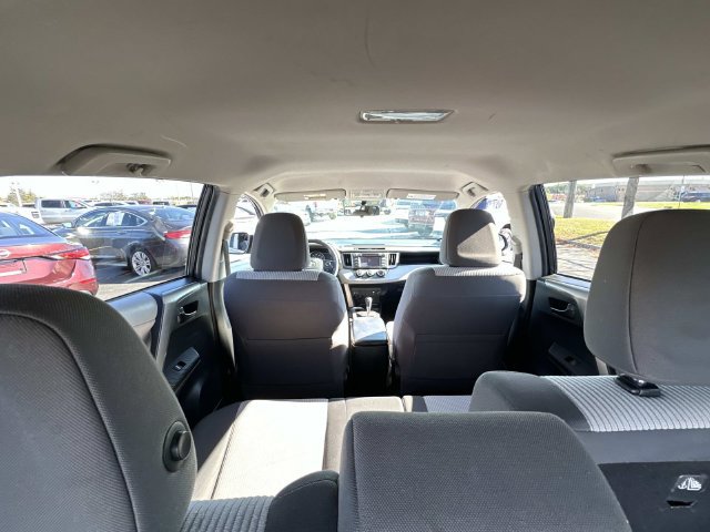 Used 2013 Toyota RAV4 LE FWD image 17