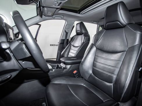 Used 2020 Toyota RAV4 XLE Premium w/ All Weather Liner Package AWD/4WD image 13