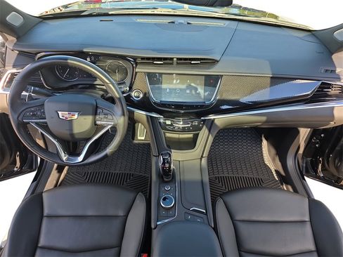 Certified 2024 Cadillac XT6 Sport image 9