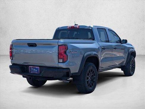 Used 2025 Chevrolet Colorado Trail Boss AWD/4WD image 5