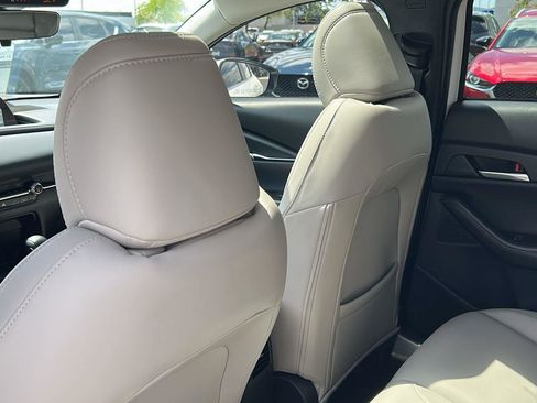 Certified 2025 MAZDA CX-30 AWD 2.5 S w/ Preferred Package image 17