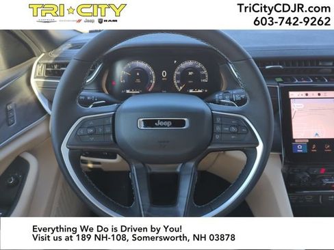 New 2025 Jeep Grand Cherokee Limited image 14