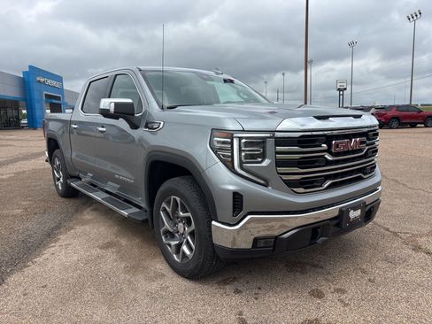 New 2026 GMC Sierra 1500 SLT AWD/4WD image 8