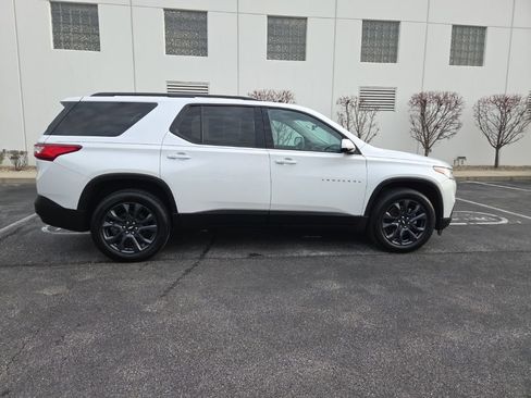 Used 2020 Chevrolet Traverse RS w/ LPO, Floor Liner Package image 9