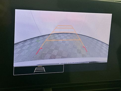 Used 2025 Chevrolet Trax LS image 22