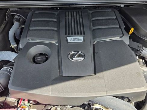 Used 2024 Lexus GX 550 AWD/4WD image 23