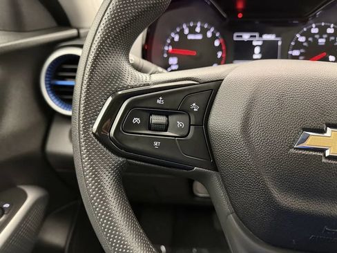 Used 2024 Chevrolet Trax LS FWD image 10