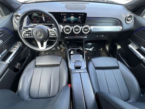 Used 2021 Mercedes-Benz GLB 250 image 13