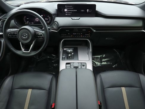 Certified 2025 MAZDA CX-90 3.3 Turbo w/ Premium Plus Pkg image 6