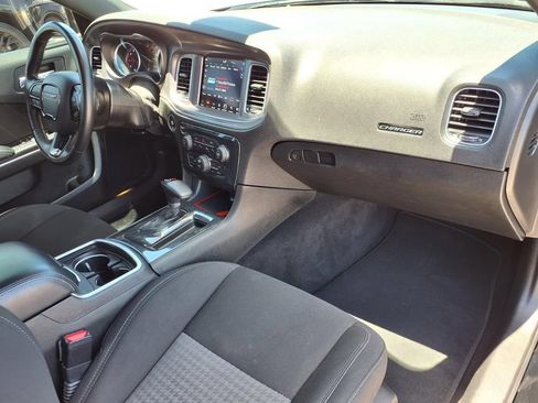Used 2023 Dodge Charger GT w/ Technology Group RWD image 12