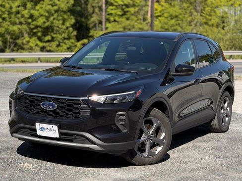 Used 2025 Ford Escape ST-Line Select AWD/4WD image 1
