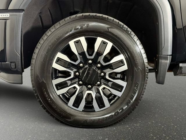 Used 2025 GMC Sierra 2500 Denali Ultimate AWD/4WD image 18