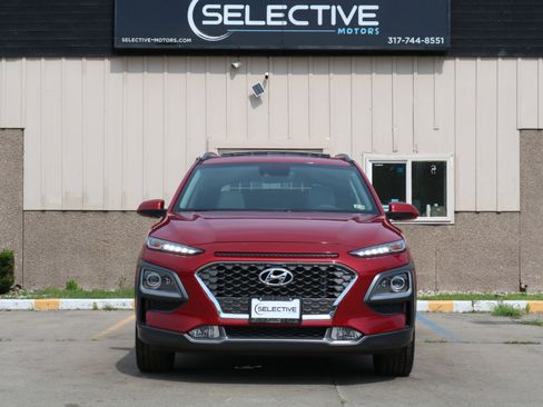 Used 2021 Hyundai Kona Limited w/ Winter Weather Package image 2