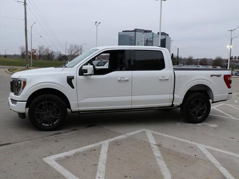 Used 2023 Ford F150 Lariat w/ Equipment Group 502A High image 3