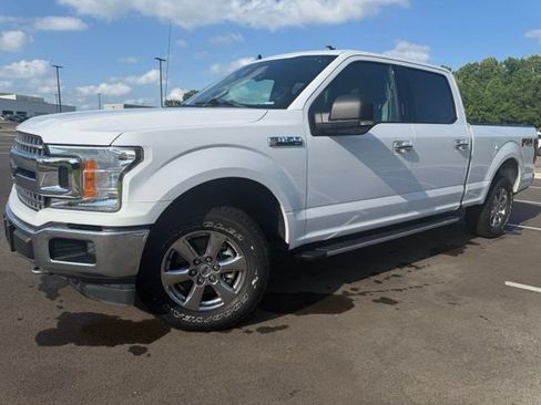 Used 2019 Ford F150 XLT w/ Equipment Group 302A Luxury AWD/4WD image 4
